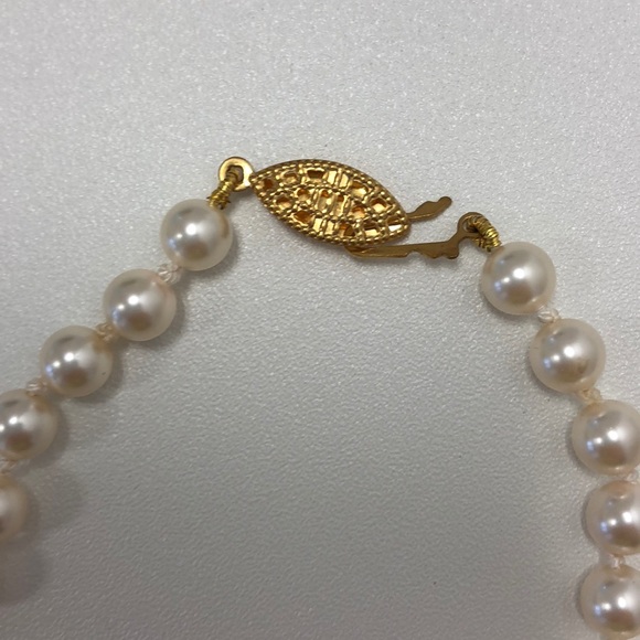 Imitation Pearl Necklace + Bracelet - Picture 4 of 4
